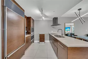 465 Brickell Ave, Miami, FL 33131 - Photo 15