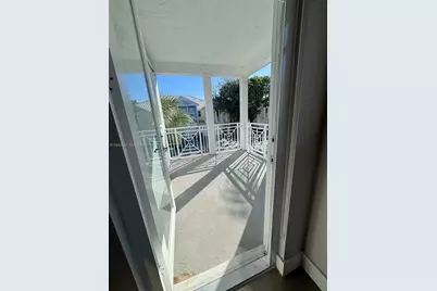 11400 NW 75th Ter, Doral, FL 33178 - Photo 69