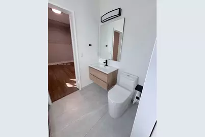 11400 NW 75th Ter, Doral, FL 33178 - Photo 51