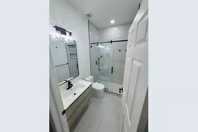 11400 NW 75th Ter, Doral, FL 33178 - Photo 43