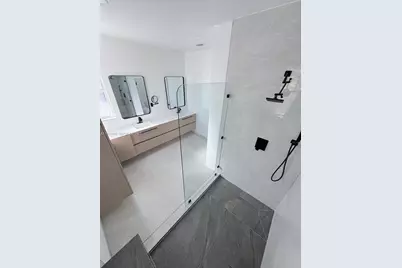 11400 NW 75th Ter, Doral, FL 33178 - Photo 65