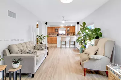 6250 SW 19th St, Miami, FL 33155 - Photo 17