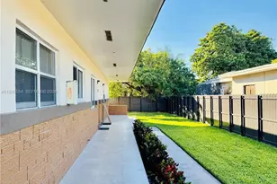609 NW 2nd Ave, Hallandale Beach, FL 33009 - Photo 11