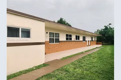 609 NW 2nd Ave #4, Hallandale Beach, FL 33009 - Photo 1