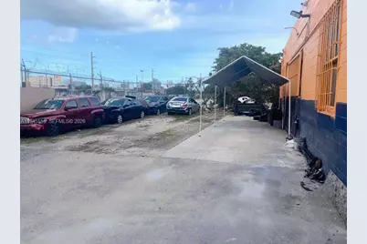 2005 NW 10th Ave, Miami, FL 33127 - Photo 1