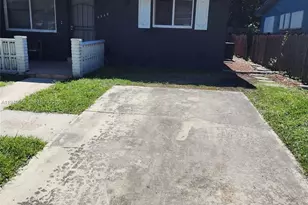 1360 NE 144th St, Miami, FL 33161 - Photo 1