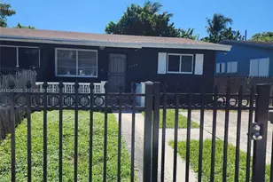 1360 NE 144th St, Miami, FL 33161 - Photo 9