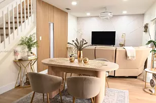 1430 Cottonwood Cir, Weston, FL 33326 - Photo 29