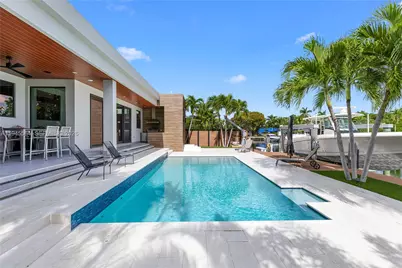 12911 Oleander Rd, North Miami, FL 33181 - Photo 13