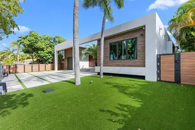 12911 Oleander Rd, North Miami, FL 33181 - Photo 7