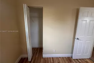 1701 NW 14th Ct, Fort Lauderdale, FL 33311 - Photo 17