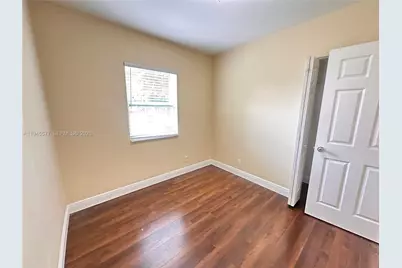 1701 NW 14th Ct, Fort Lauderdale, FL 33311 - Photo 7