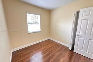 1701 NW 14th Ct, Fort Lauderdale, FL 33311 - Photo 7