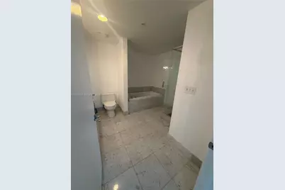 244 Biscayne Blvd #1210, Miami, FL 33132 - Photo 17