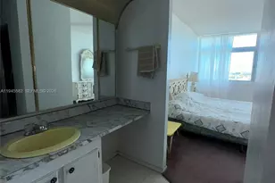 7135 Collins Ave, Miami Beach, FL 33141 - Photo 51