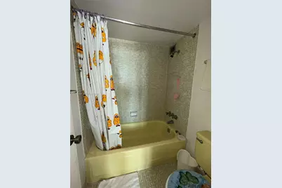 7135 Collins Ave #PH5, Miami Beach, FL 33141 - Photo 49