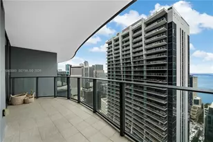 1000 Brickell Plaza, Miami, FL 33131 - Photo 11