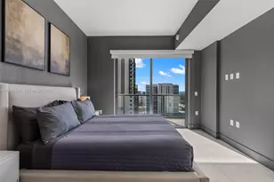 239 SW 9th St, Miami, FL 33130 - Photo 19