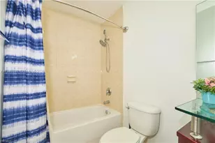 2366 E E Mall Dr, Fort Myers, FL 33901 - Photo 39