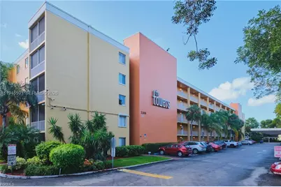 2366 E E Mall Dr #519, Fort Myers, FL 33901 - Photo 1