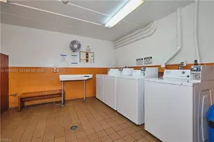 2366 E E Mall Dr, Fort Myers, FL 33901 - Photo 43