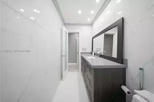 300 NE 175th St, North Miami Beach, FL 33162 - Photo 31