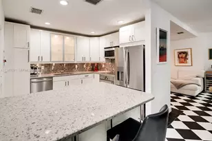 2952 Peachy St, Coconut Grove, FL 33133 - Photo 15