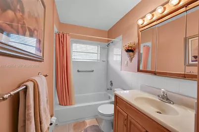 7109 NW 75th St, Tamarac, FL 33321 - Photo 25