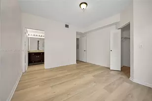 1210 Sorrento Dr, Weston, FL 33326 - Photo 11