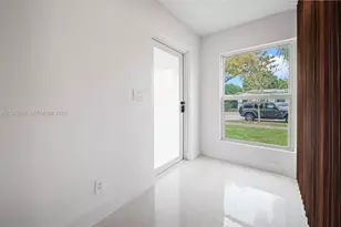 2180 SW 20th St, Miami, FL 33145 - Photo 19