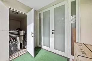 2180 SW 20th St, Miami, FL 33145 - Photo 23