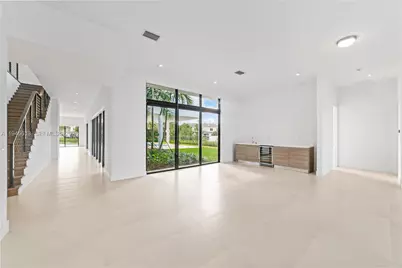 16680 N Botaniko Dr N, Weston, FL 33326 - Photo 5
