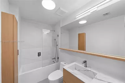 1700 Meridian Ave #306, Miami Beach, FL 33139 - Photo 15