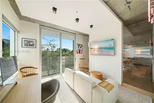 1700 Meridian Ave, Miami Beach, FL 33139 - Photo 11