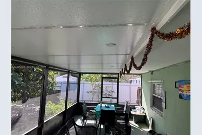 12625 NW 1st Ct, North Miami, FL 33168 - Photo 9