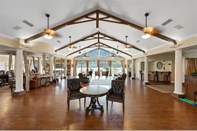 11016 Tahiti Isle Ln, Other City - In The State Of Florida, FL 33647 - Photo 29