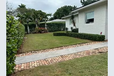 1240 S Alhambra Cir, Coral Gables, FL 33146 - Photo 5