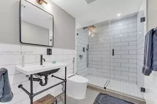 888 Biscayne Blvd, Miami, FL 33132 - Photo 11