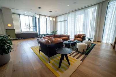 11 NE 6th #1006, Miami, FL 33132 - Photo 17