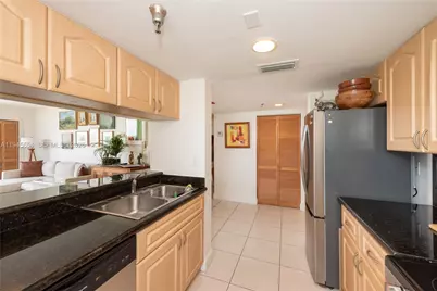 2400 SW 3rd Ave #703, Miami, FL 33129 - Photo 13