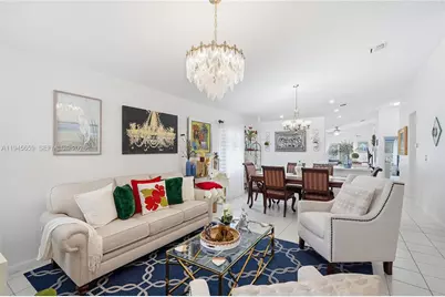 20494 SW 5th St, Pembroke Pines, FL 33029 - Photo 7