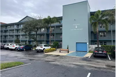 1501 SW 134th Way #206D, Pembroke Pines, FL 33027 - Photo 1