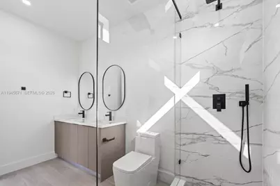 740 NW 24th Ct, Miami, FL 33125 - Photo 35