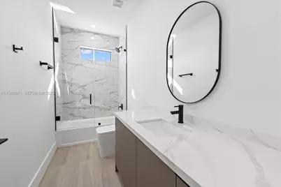 740 NW 24th Ct, Miami, FL 33125 - Photo 39