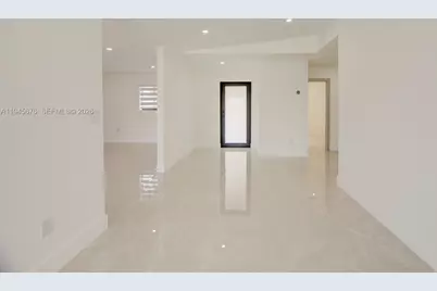 13001 SW 260th Ter, Homestead, FL 33032 - Photo 9