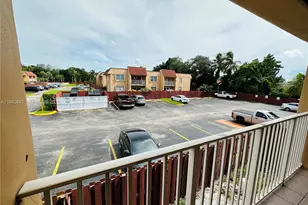 9972 SW 88th St, Miami, FL 33176 - Photo 7