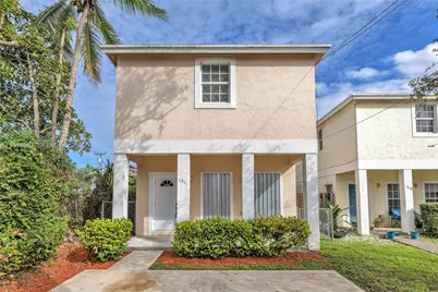 1541 NW 1st Ct, Miami, FL 33136 - Photo 1