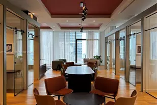 11 NE 6th St, Miami, FL 33132 - Photo 13