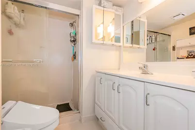 9660 Sunrise Lakes Blvd #202, Sunrise, FL 33322 - Photo 7