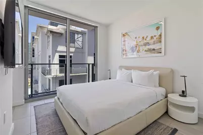 227 NE 2nd St #2506, Miami, FL 33132 - Photo 11